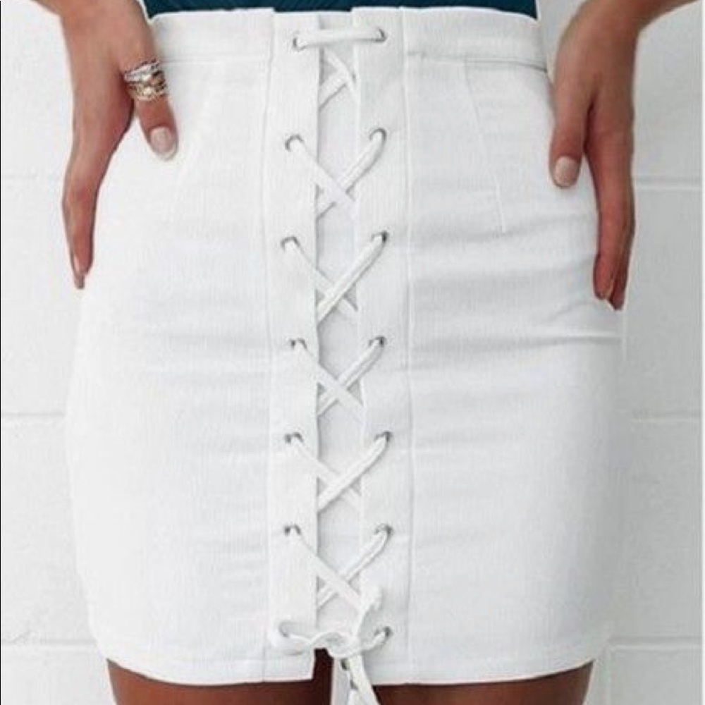 White lace up mini skirt